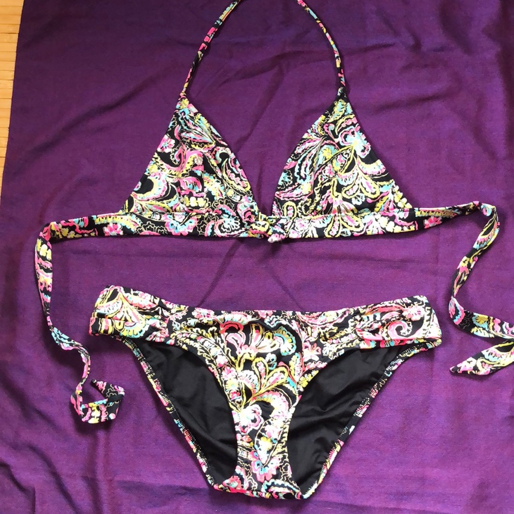 Paisley Victoria’s Secret bikini